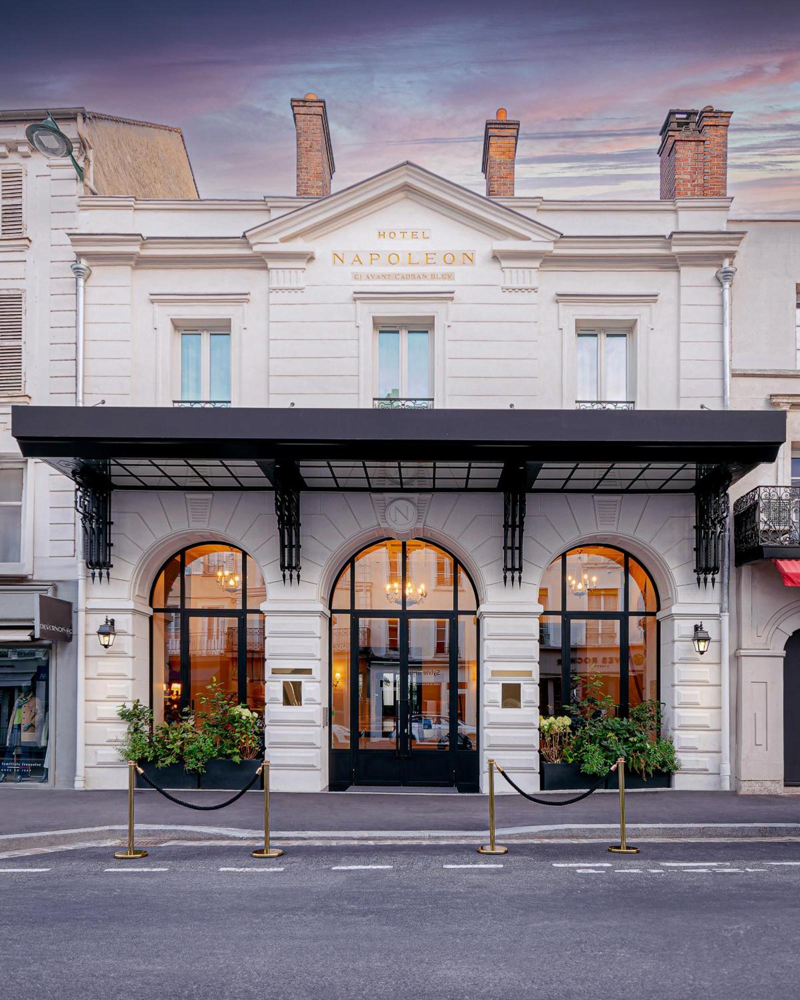 Hotel & Spa Napoleon Fontainebleau Zewnętrze zdjęcie