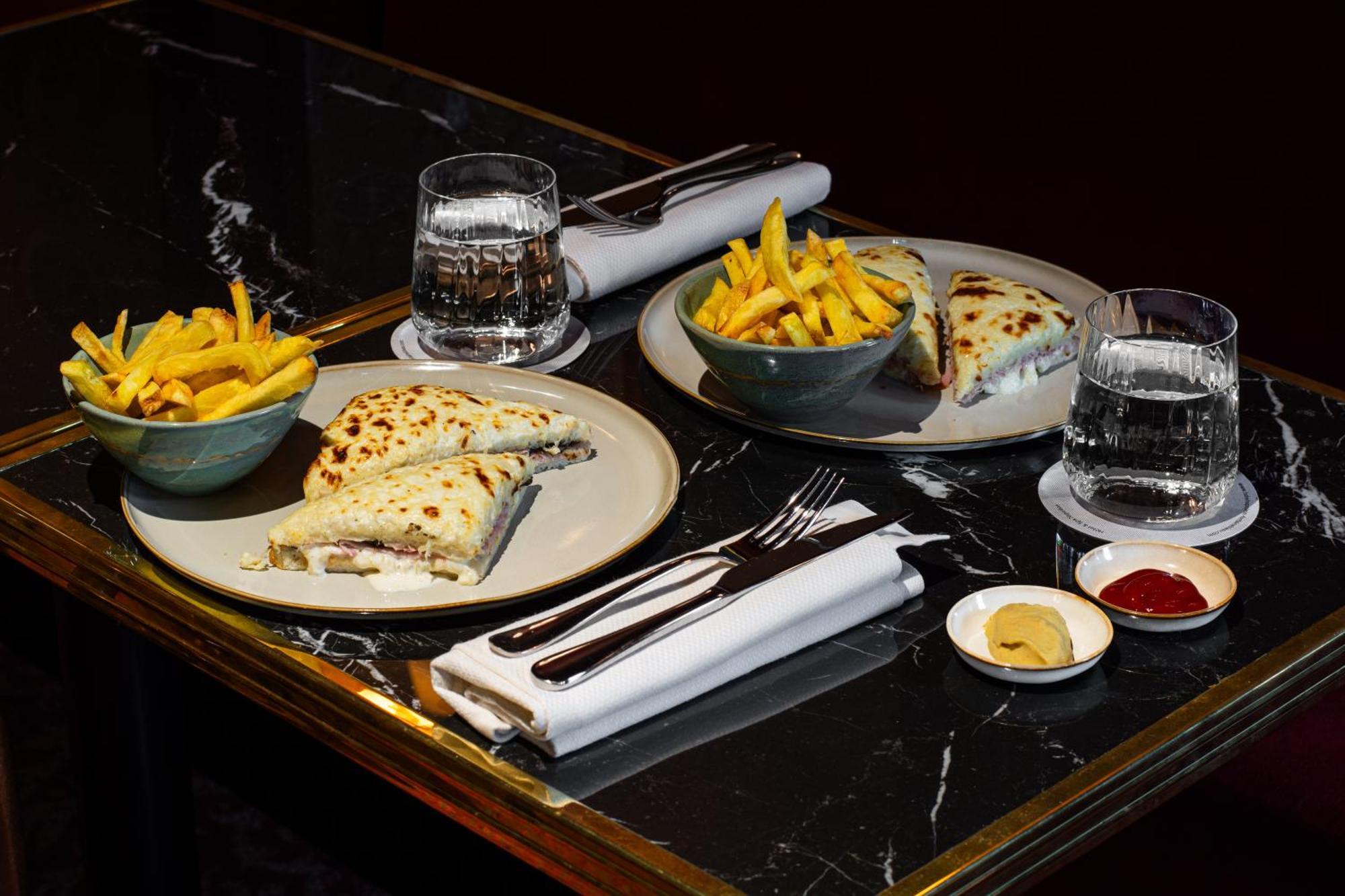 Hotel & Spa Napoleon Fontainebleau Zewnętrze zdjęcie